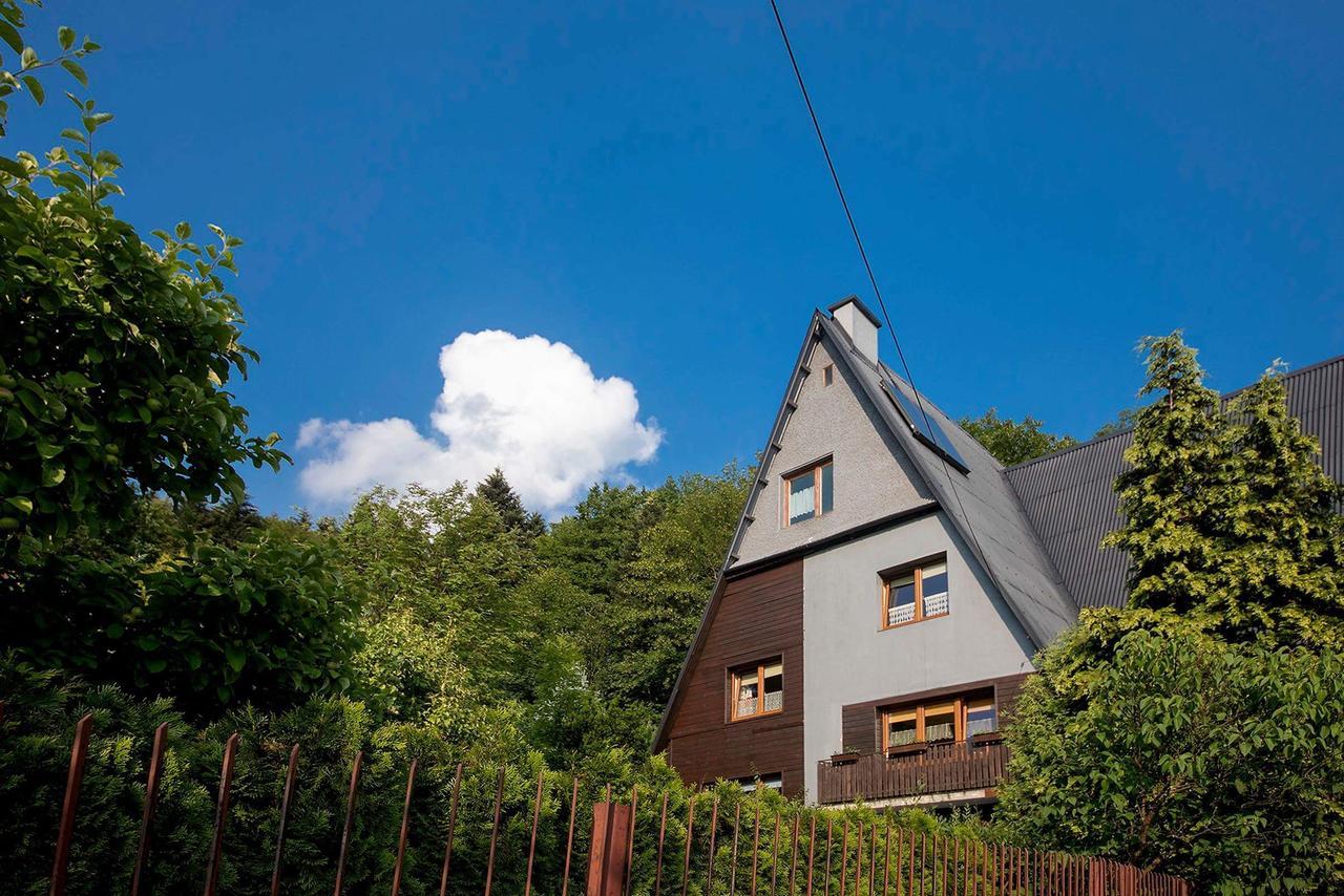 Willa Karolinka Stroza - Pet Friendly Myślenice Kültér fotó